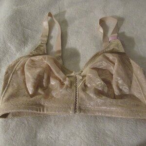 Bali Beige Bra 36D NWT